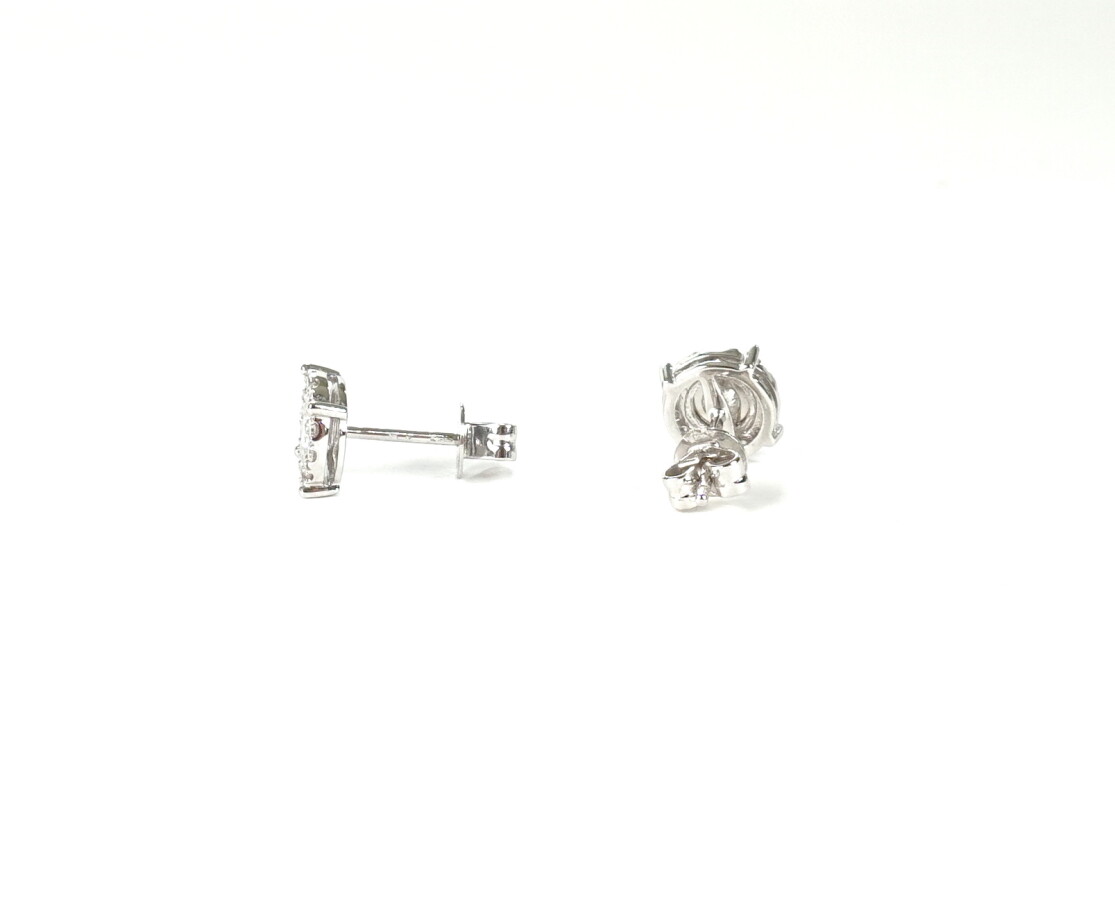 Boucles D Oreilles Rondes En Or Blanc 18K 750 Oo Serties Chacune Au