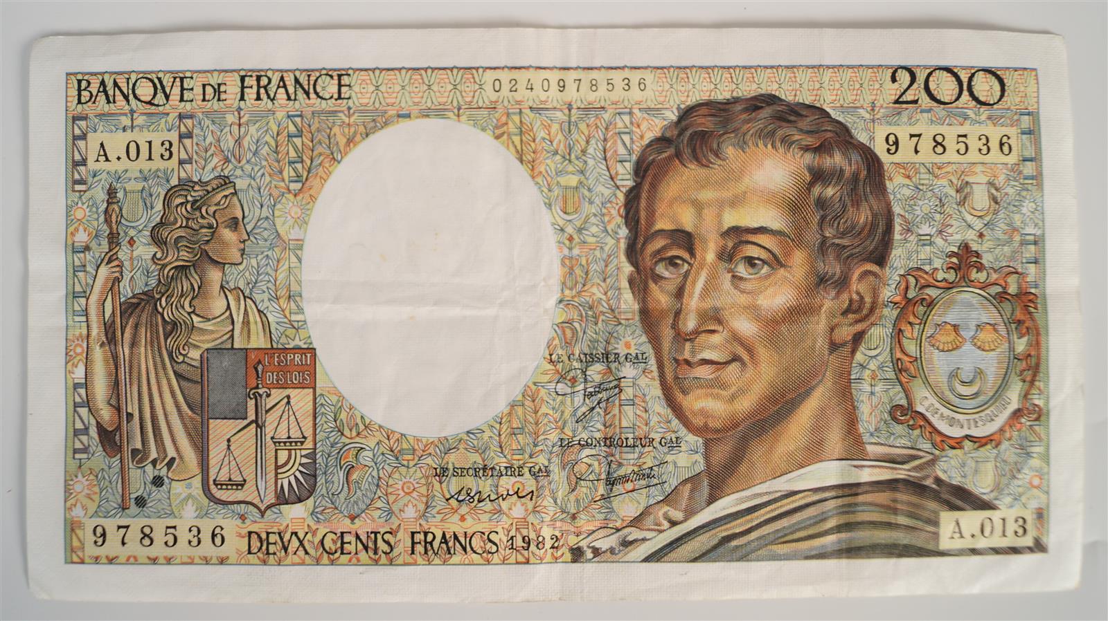 26 Billets France 200 Francs Montesquieu, 1982 - Séries A.011, A.012, A ...